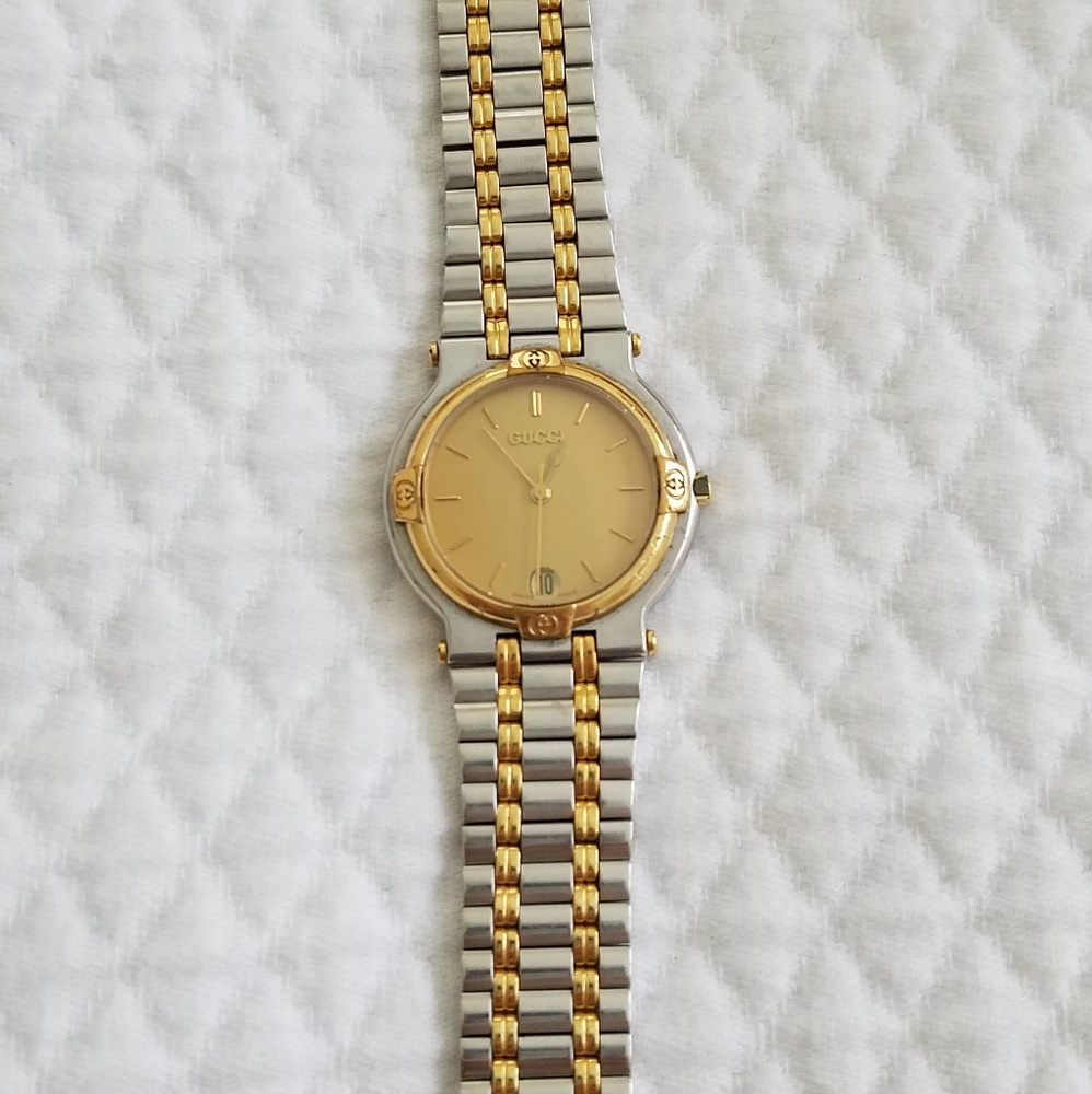 VINTAGE GUCCI MENS UNISEX SILVER GOLD WATCH